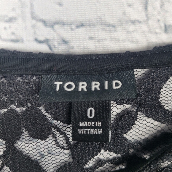 Torrid Size 0 Black Lace Blouse - Picture 4 of 7